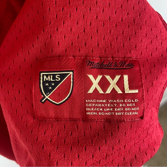 Mitchell & Ness Atlanta United Baseball Style Jersey - Picture 8 of 11